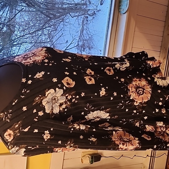 Status by chenault women's small long sleeve tunic with Beautiful color - Picture 6 of 9